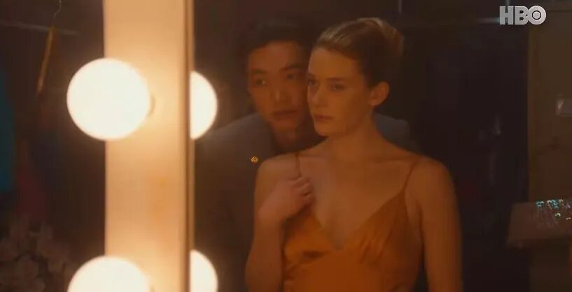 HBO出品，耗资近亿美元的生猛之作，上线第一天爆！