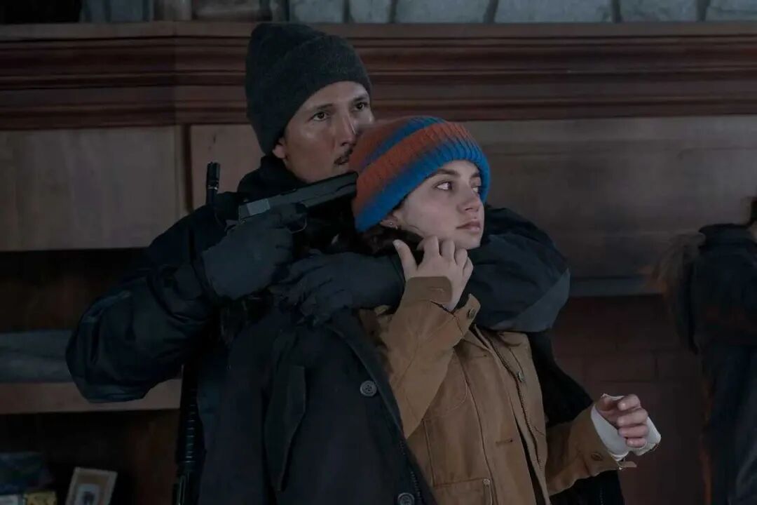 《最后生还者》新季迎来选角变动；《名校风暴》背后工作室新剧被砍