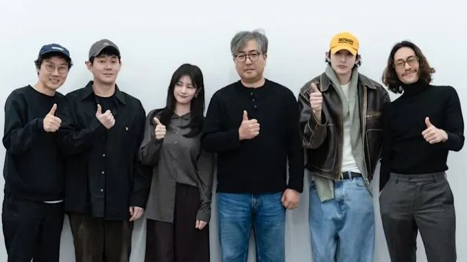 黄东赫为网飞打造赌场罪案剧