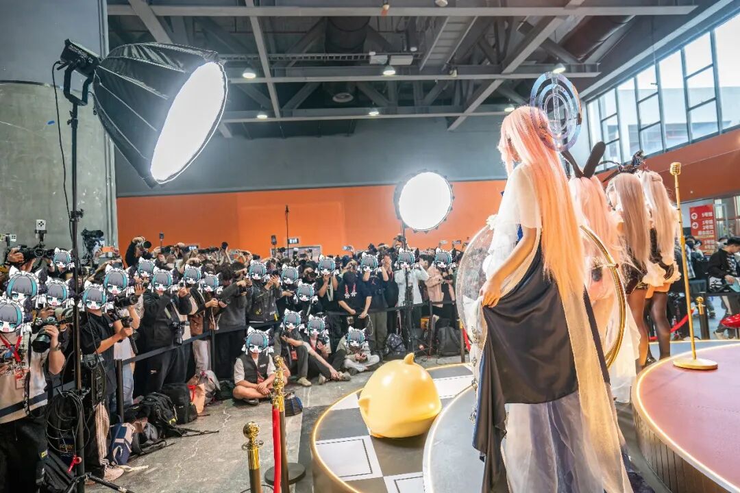 2026第一场&ldquo;爆满&rdquo;，被一款上线9年的二游承包了