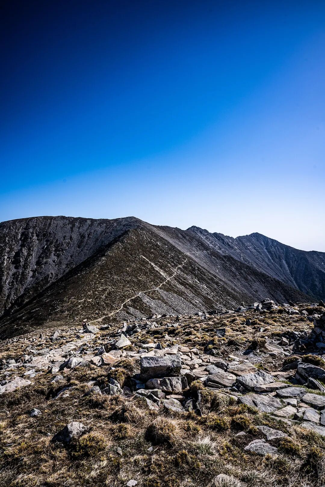 5人进山3人遇难，鳌太线越网红越危险