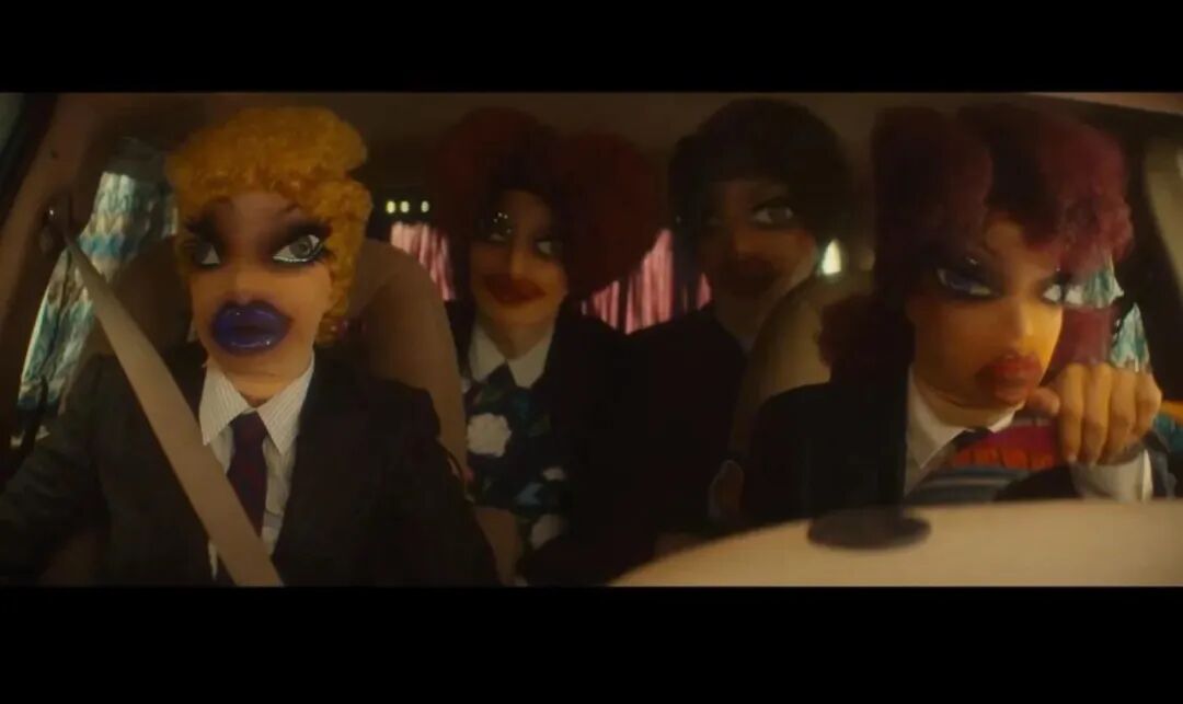 《抱歉打扰》导演新片好癫；《辣身舞》续集官宣