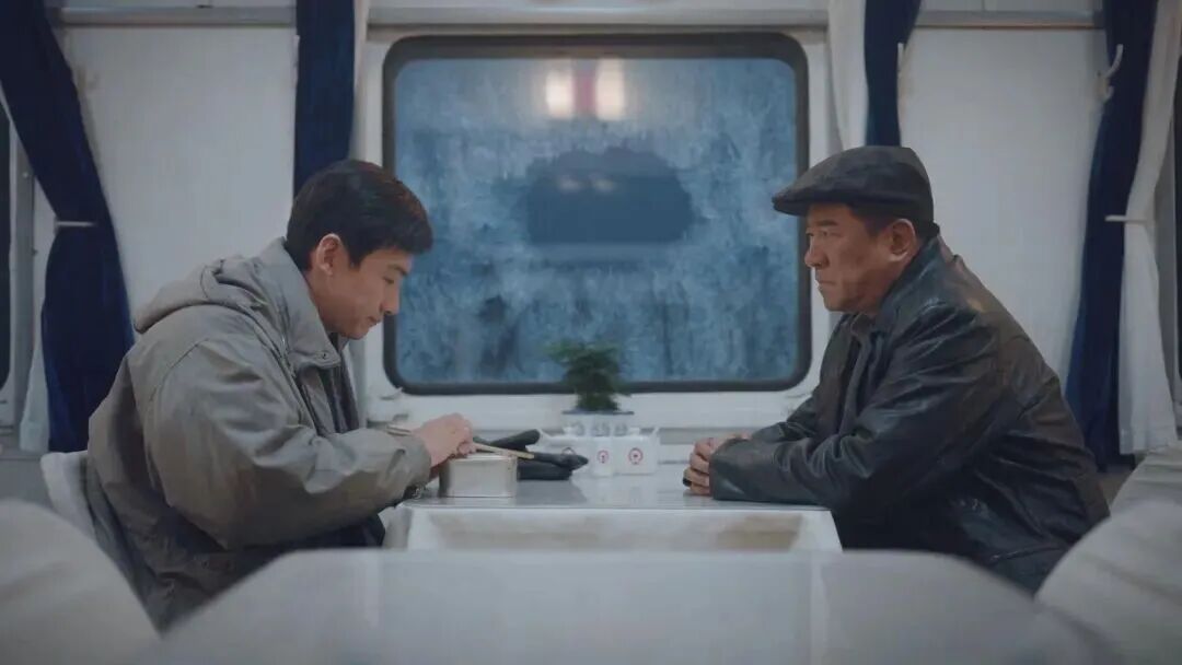 15元一份的现炒绿皮火车餐，正在春运路上消失