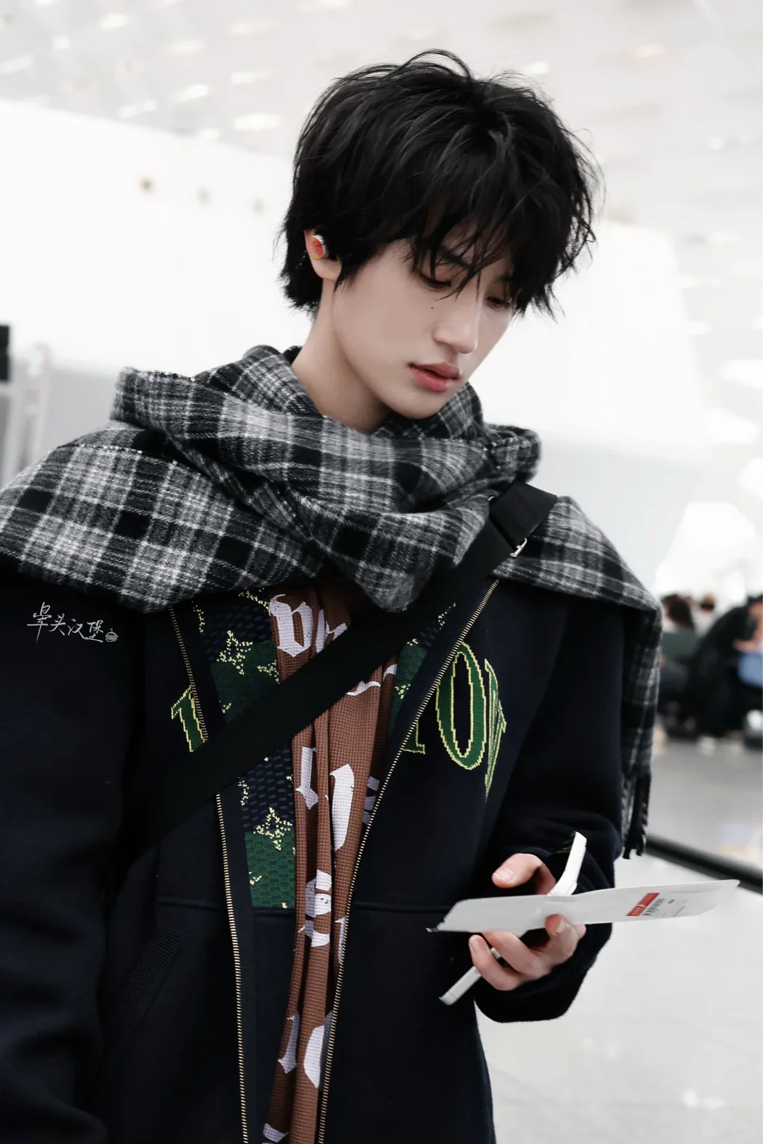 张翅霸榜三月！梁思伟紧随其后居第二，《京婚浓瘾》稳居红果热播前四！王译磊热度飙升至第三！AI漫剧崛起，真人短剧真的降温了？