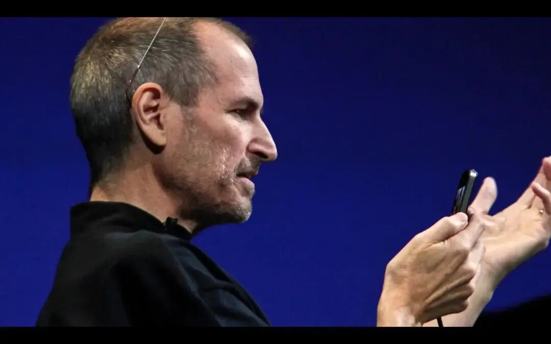 &ldquo;活成丰田&rdquo;的苹果又卖爆了，谁在边骂边买？