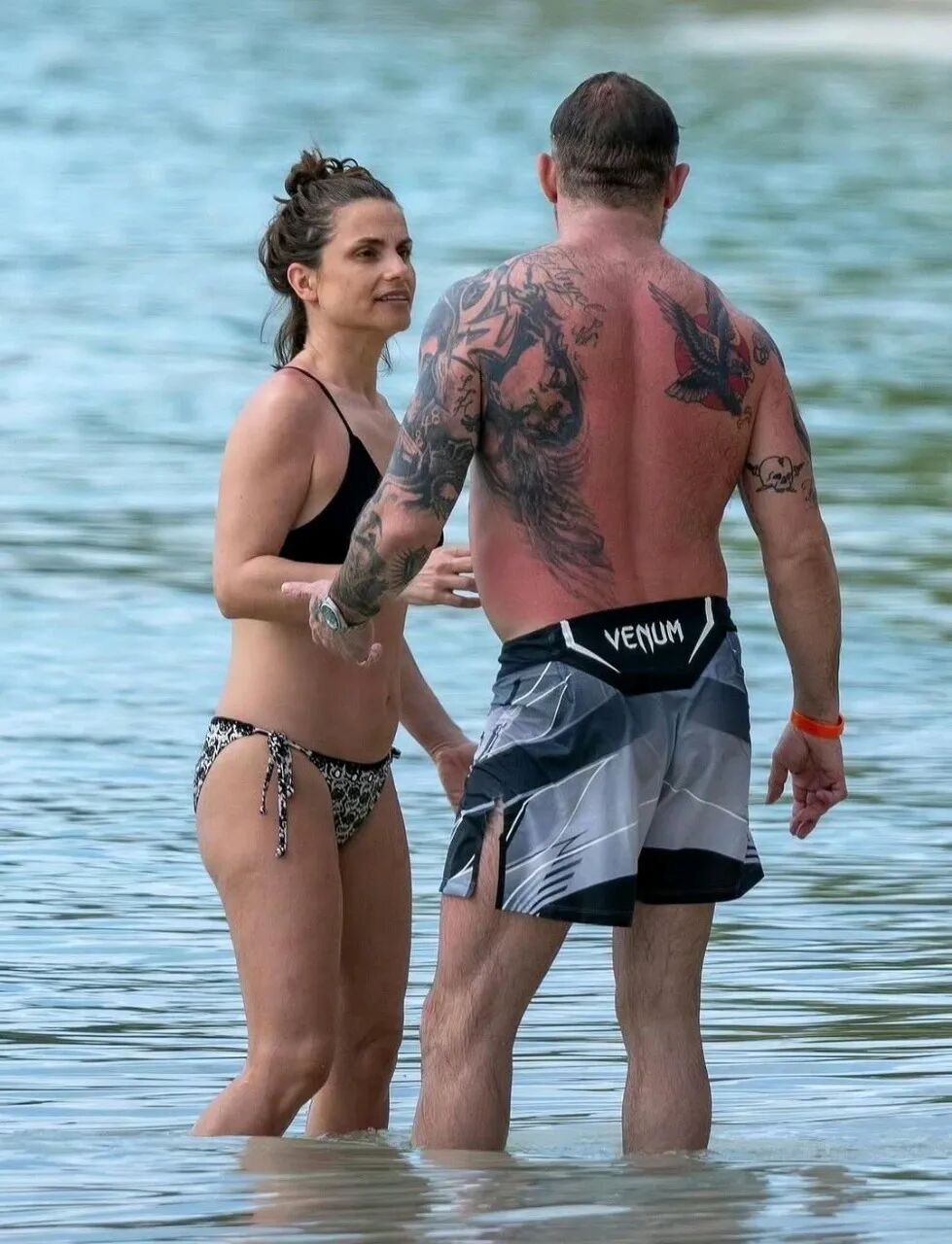 哈哈哈，汤老师小李子化了？！