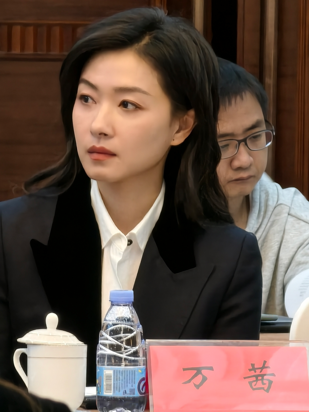 万茜：演丁玉娇，唯真不破